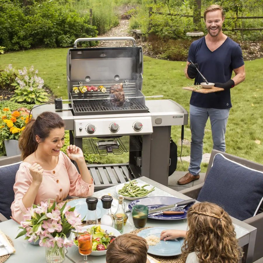 Weber Genesis II E310 Gas Barbecue - Image 9