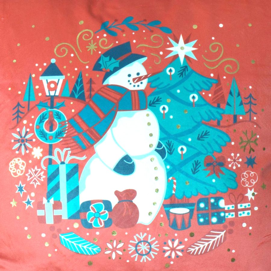 Tipperary Crystal Christmas Cushion - Image 3