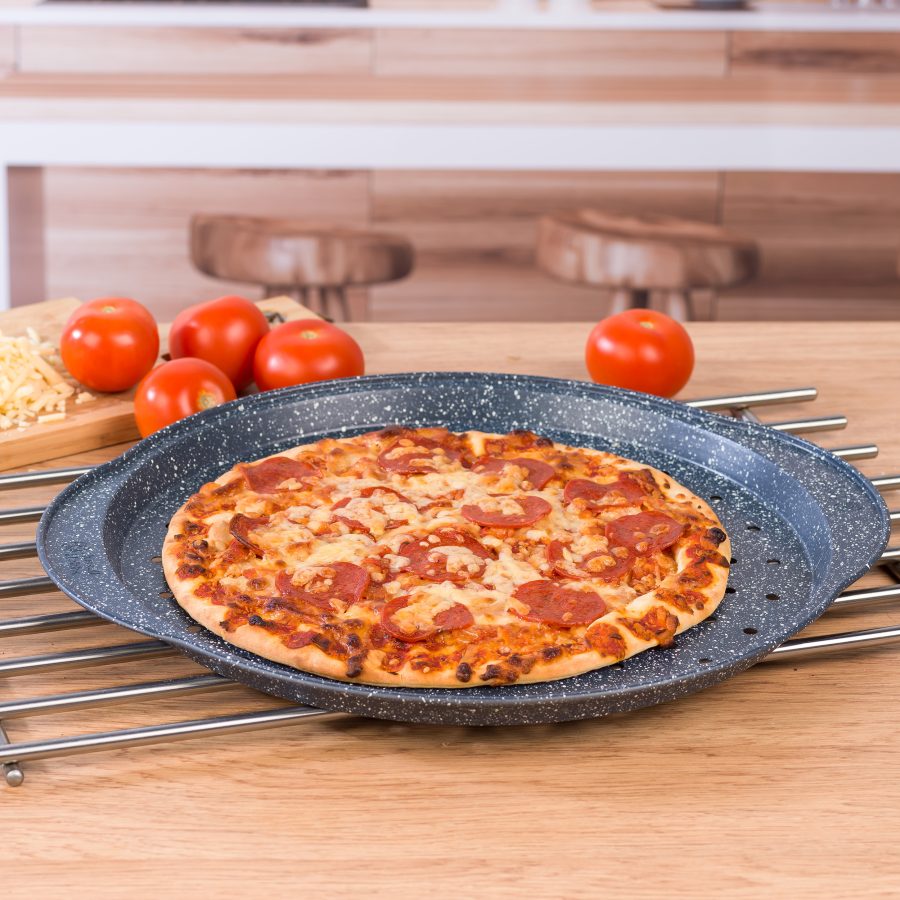 Russell Hobbs Nightfall Blue Stone Non-Stick Pizza Pan 37cm - Image 3