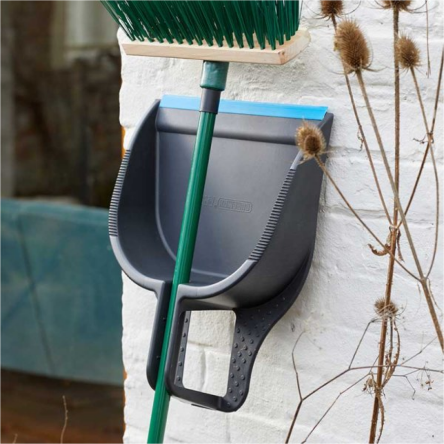 Garden Step-On Dustpan - Image 3