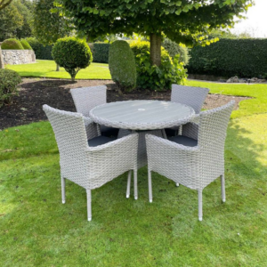 St Tropez 4 Seater Round Outdoor Rattan Dining Set