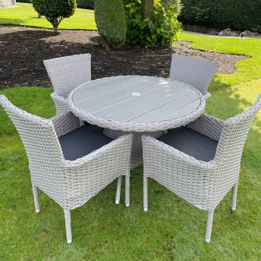 St Tropez 4 Seater Round Outdoor Rattan Dining Set - Image 4
